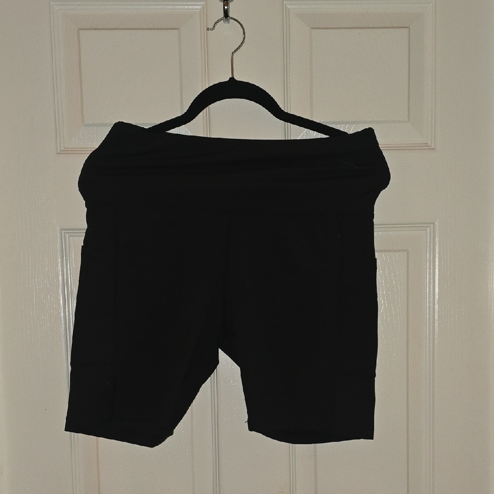 Black‎ Athletic Shorts for Women